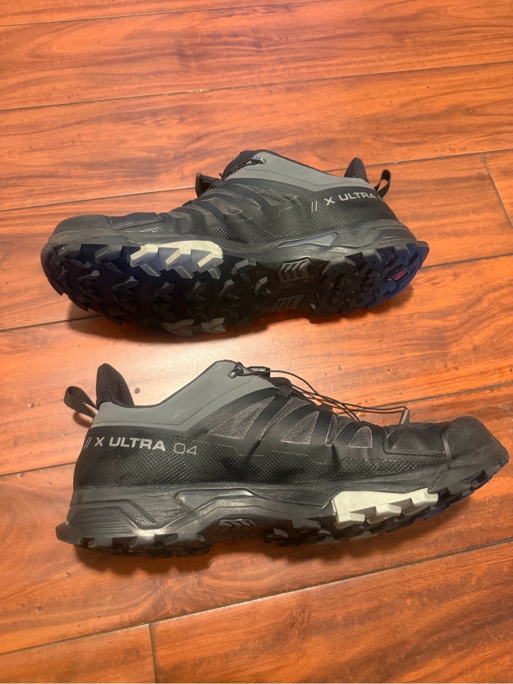 Salomon X Ultra 4 Men's Trail Shoes - Black and Gray